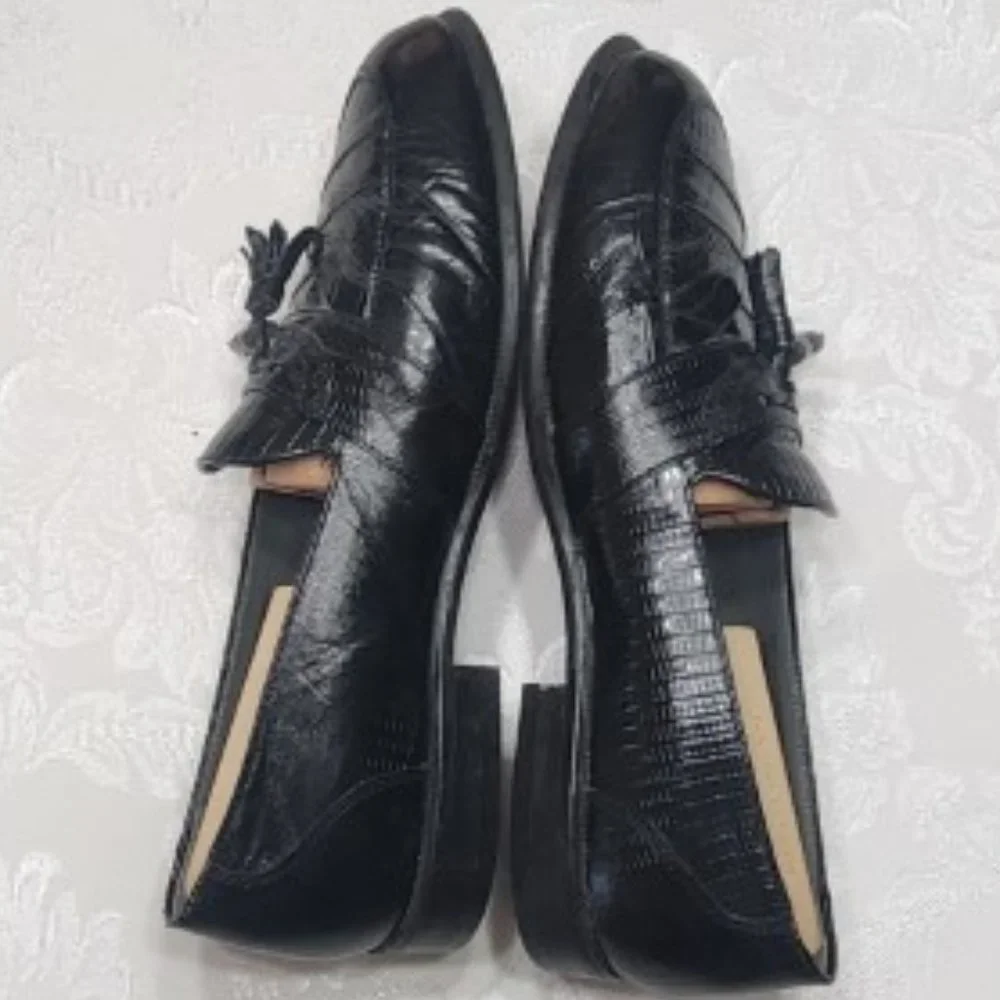 Men's Stacy Adams Black Snakeskin and Leather Tassel Slip-on Dress Loafer - Picture 3 of 12